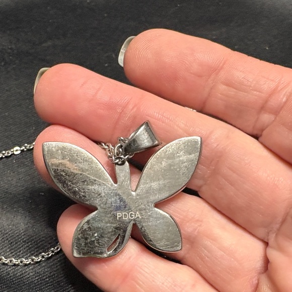 🖤Chic Silver tone and White Butterfly Necklace🖤 - Picture 4 of 4
